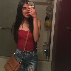 Meet your Posher, Daniela